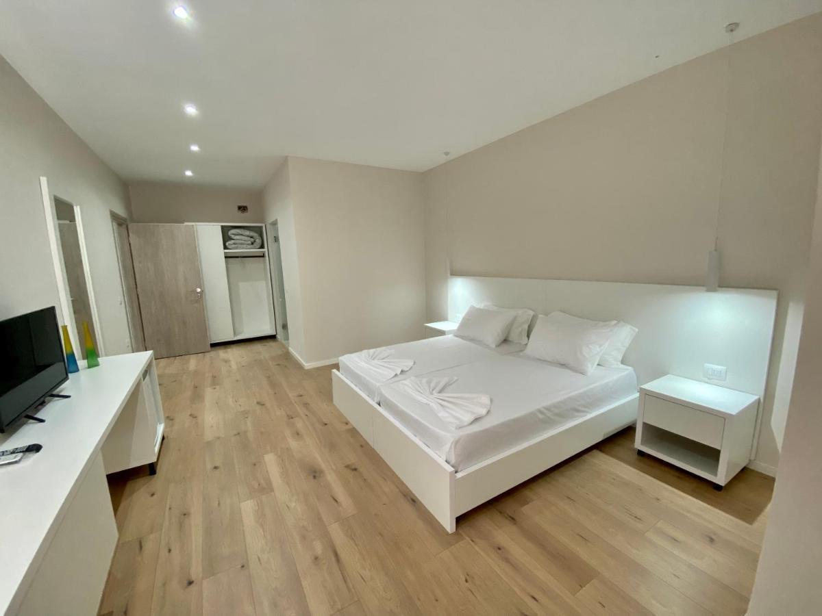 Violet's Boutique Appartement Saranda