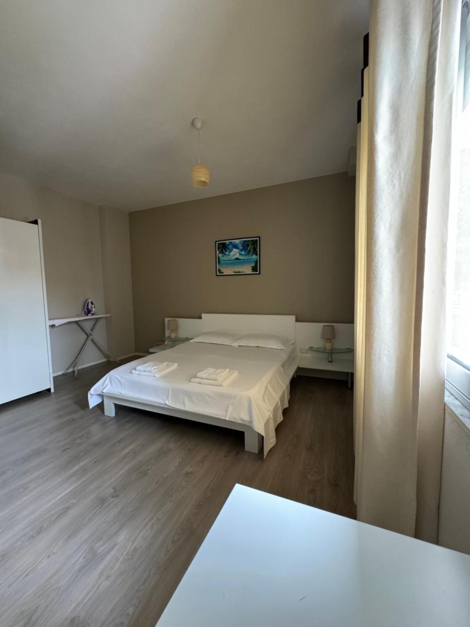 Appartement Violet's Boutique Saranda